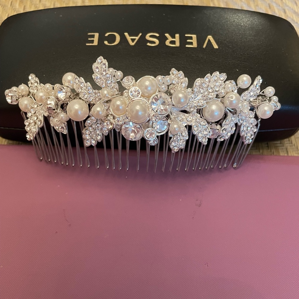 Pearl and Rhinestone Hair Comb for Weddings